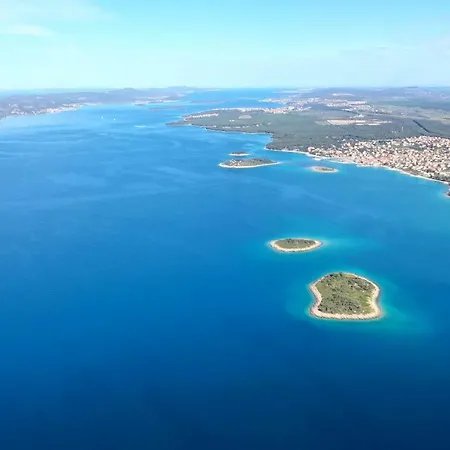 Hd House I Apartamento Pakoštane