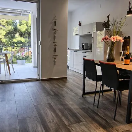 Hd House I Apartmán