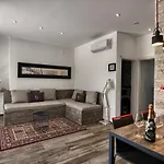 Hd House I * Pakoštane