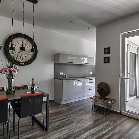 Hd House I