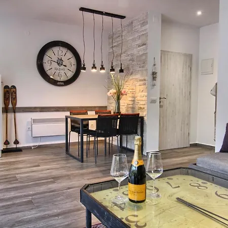 Hd House I Apartament Pakoštane