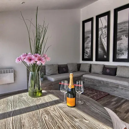 Hd House I Apartament *